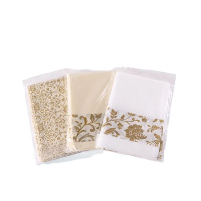 Durable Holiday Non Woven Table Cloth Rectangle Antibacterial